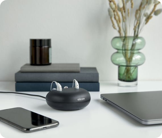 Genopladelige høreapparater:Oticon More
